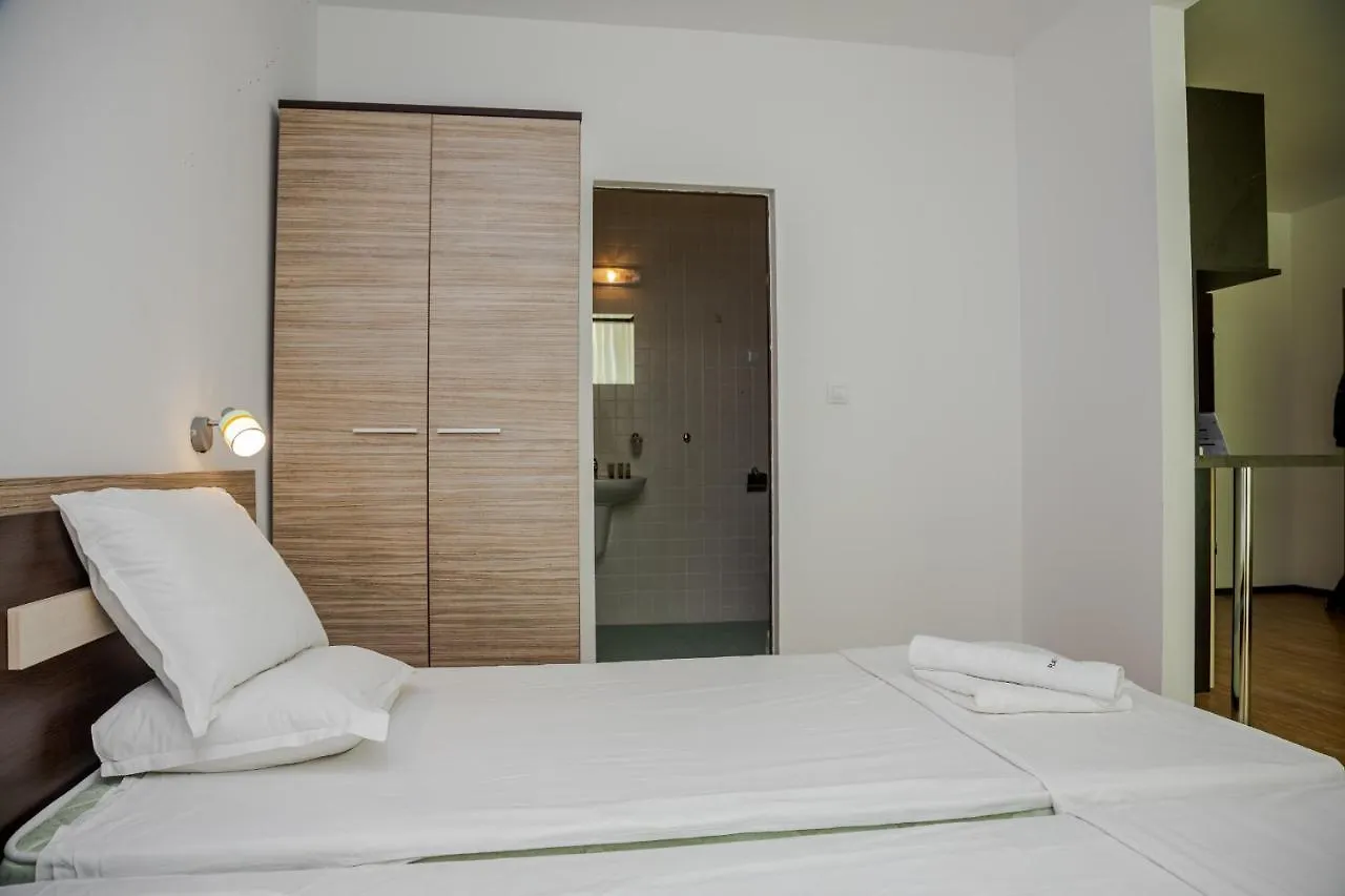Apartment Clara Studio At An Irish Run Family Hotel By Flаt Manаger Burgas Bulgaria